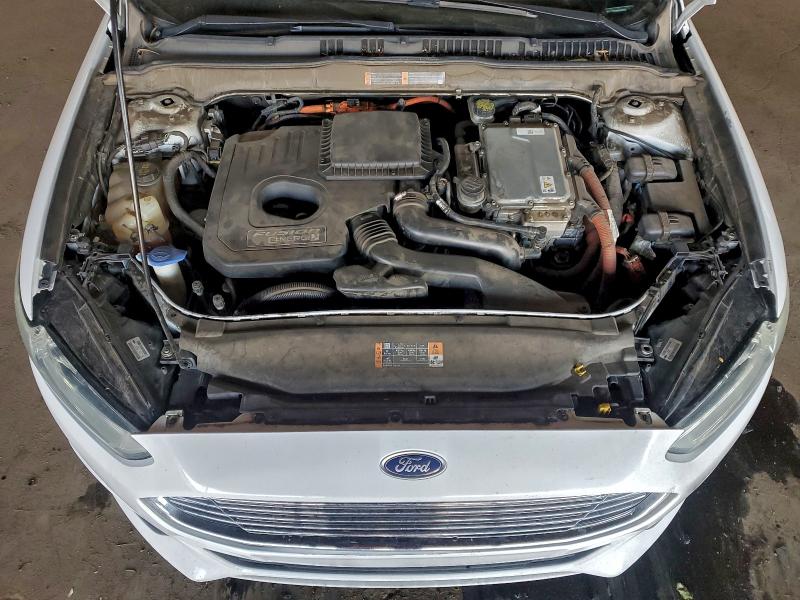 Photo 11 from auction – 2015 FORD FUSION SE with VIN 3FA6P0PU0FR282895