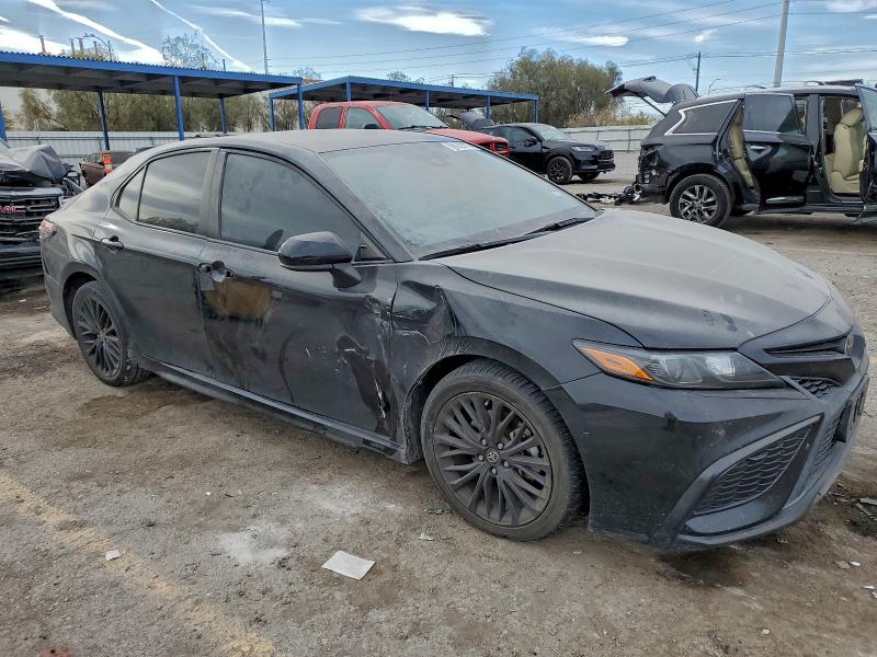 Photo 4 from auction – 2021 TOYOTA CAMRY SE with VIN 4T1G11AK2MU469375