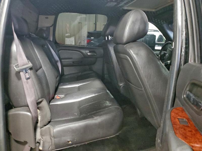 Photo 10 from auction – 2010 GMC SIERRA K15 with VIN 3GTRKWE23AG242387