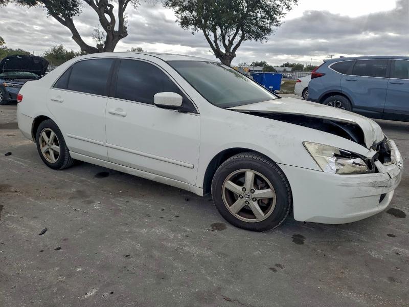 Photo 4 from auction – 2004 HONDA ACCORD EX with VIN JHMCM56644C036853
