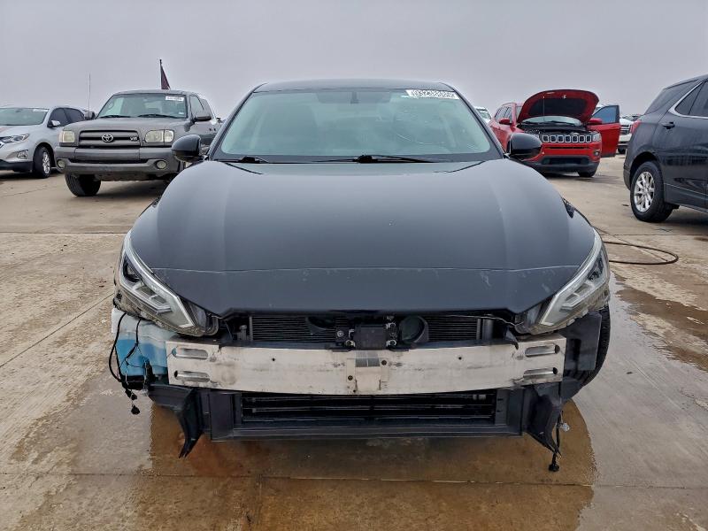 Photo 5 from auction – 2019 NISSAN ALTIMA SR with VIN 1N4BL4CVXKN321327