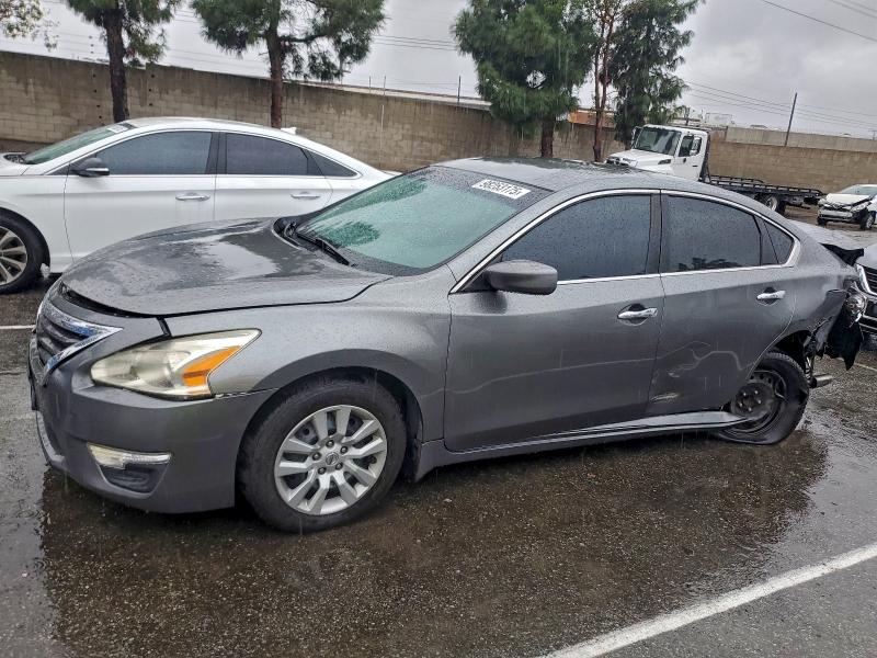 NISSAN ALTIMA 2.5 2015 with VIN 1N4AL3AP7FC203022 - Photo from auction