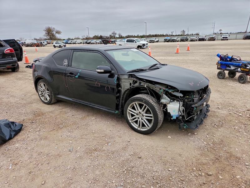 Photo 4 from auction – 2012 TOYOTA SCION TC with VIN JTKJF5C79C3044597