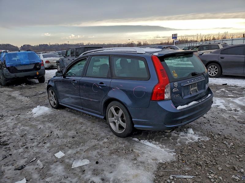 Photo 2 from auction – 2011 VOLVO V50 T5 with VIN YV1672MW0B2607954