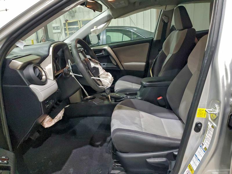 Photo 7 from auction – 2015 TOYOTA RAV4 XLE with VIN 2T3RFREV6FW369318