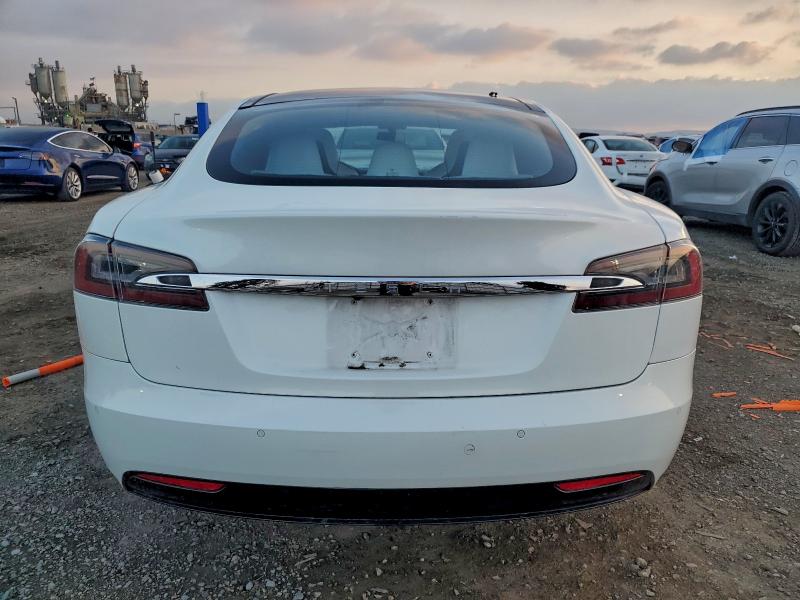 Photo 6 from auction – 2018 TESLA MODEL S with VIN 5YJSA1E20JF280706