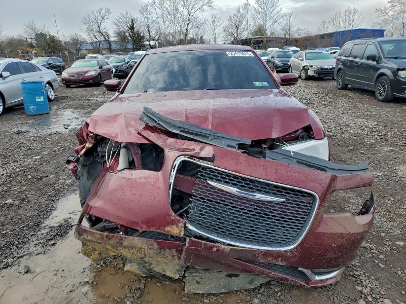 Photo 5 from auction – 2016 CHRYSLER 300 LIMITE with VIN 2C3CCARG8GH305248