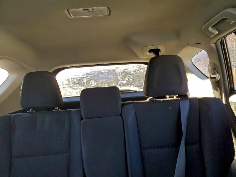 Photo 10 from auction – 2018 TOYOTA RAV4 LE with VIN 2T3BFREV5JW828994