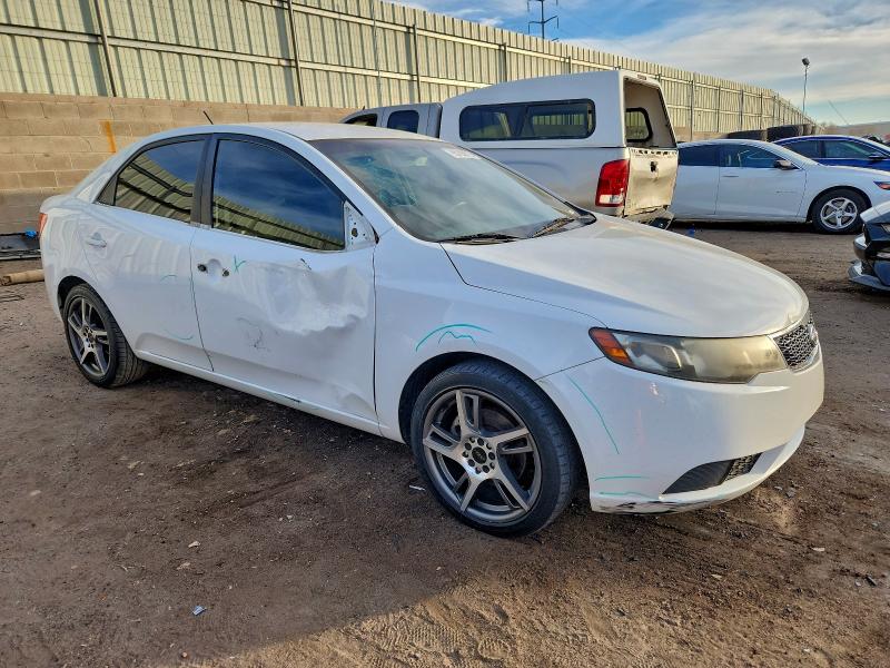 Foto 4 de la subasta – 2012 KIA FORTE LX con VIN KNAFT4A26C5511287