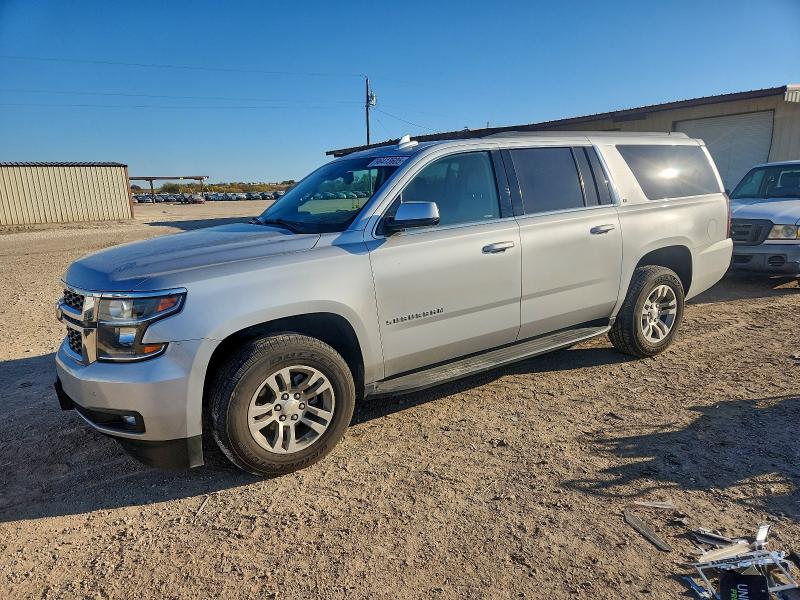 CHEVROLET SUBURBAN C 2017 z numerem VIN 1GNSCHKC2HR247363 - Zdjęcie z aukcji