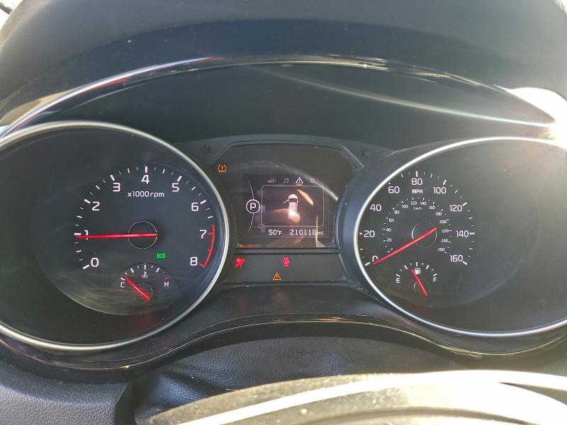 Photo 9 from auction – 2015 KIA SEDONA EX with VIN KNDMC5C19F6060049