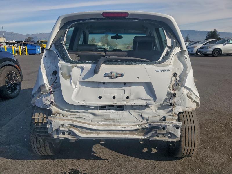 Photo 6 from auction – 2014 CHEVROLET SPARK LS with VIN KL8CB6S92EC534461
