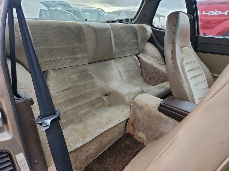 Photo 10 from auction – 1983 PORSCHE 944 with VIN WP0AA0941DN454435