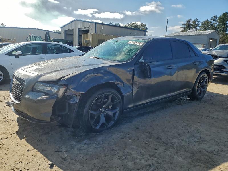 CHRYSLER 300 TOURIN 2022 with VIN 2C3CCAAG2NH131069 - Photo from auction