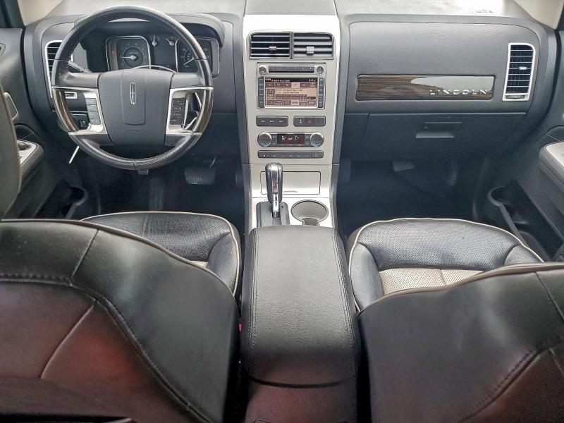 Photo 8 from auction – 2008 LINCOLN MKX with VIN 2LMDU68C98BJ31610