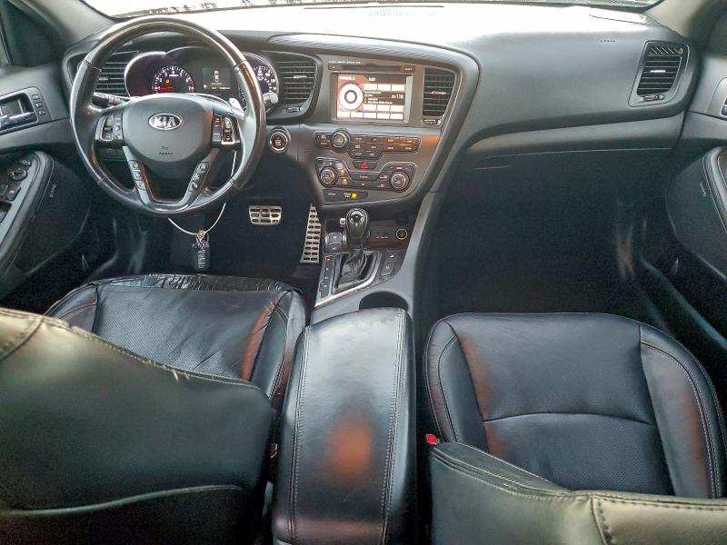 Photo 8 from auction – 2013 KIA OPTIMA SX with VIN 5XXGR4A68DG094972