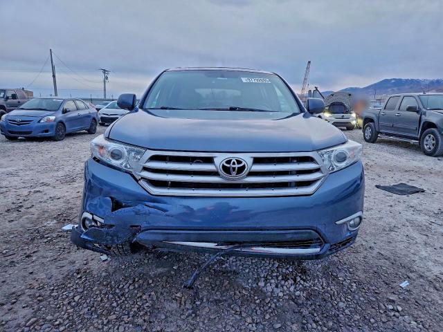 Photo 5 from auction – 2011 TOYOTA HIGHLANDER with VIN 5TDDK3EHXBS043823