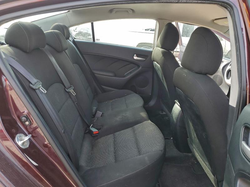 Photo 10 from auction – 2017 KIA FORTE LX with VIN 3KPFK4A74HE138649