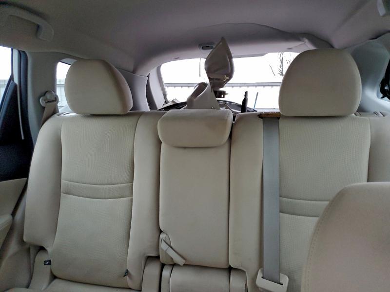 Photo 10 from auction – 2016 NISSAN ROGUE S with VIN 5N1AT2MT1GC796645