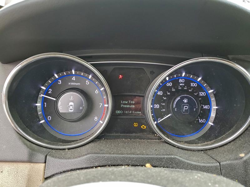 Photo 9 from auction – 2014 HYUNDAI SONATA GLS with VIN 5NPEB4AC8EH868872