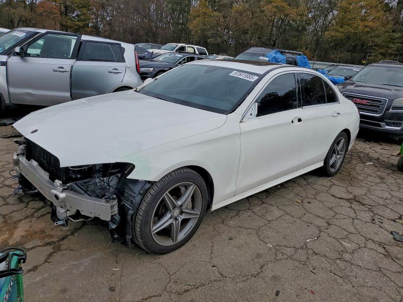 MERCEDES-BENZ E 300 2017 z numerem VIN WDDZF4JB4HA042857 - Zdjęcie z aukcji