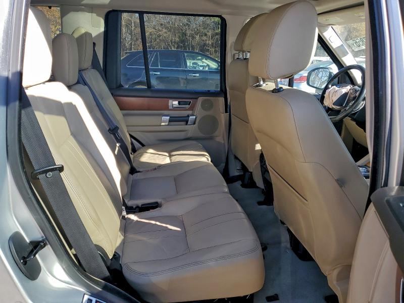Photo 11 from auction – 2016 LAND ROVER LR4 with VIN SALAG2V64GA816179
