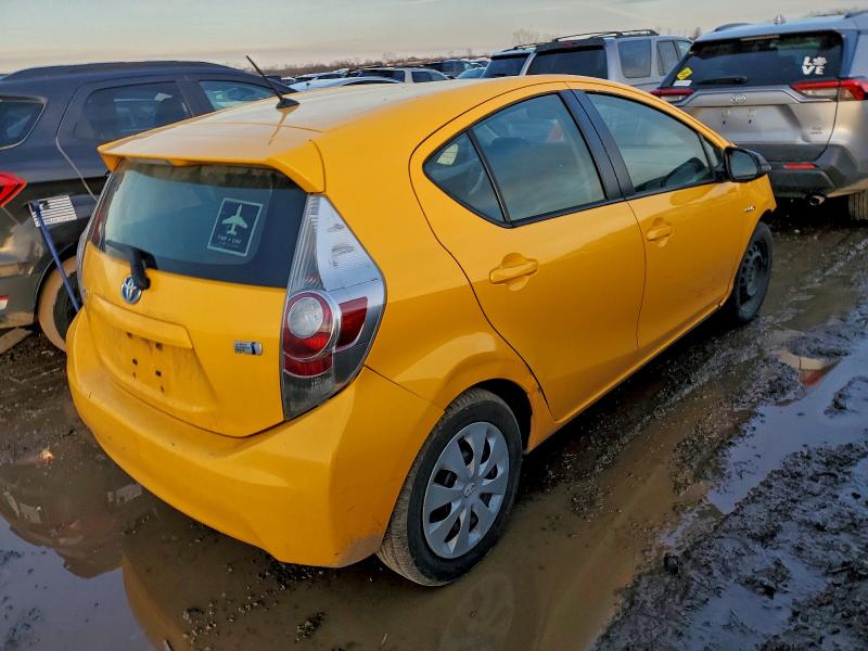 Photo 3 from auction – 2014 TOYOTA PRIUS C with VIN JTDKDTB31E1072669