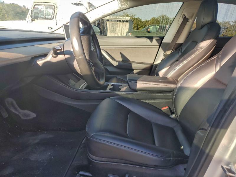 Photo 7 from auction – 2018 TESLA MODEL 3 with VIN 5YJ3E1EA1JF034828