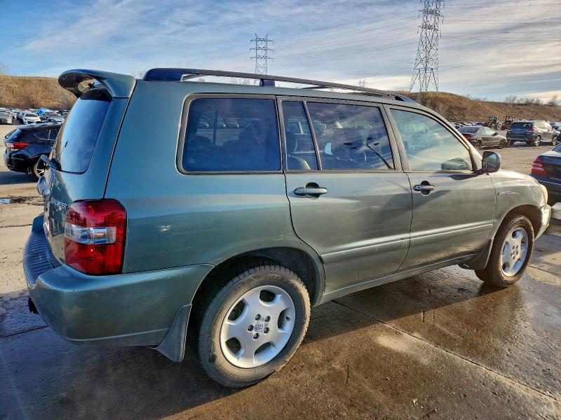 Photo 3 from auction – 2004 TOYOTA HIGHLANDER with VIN JTEEP21AX40041063