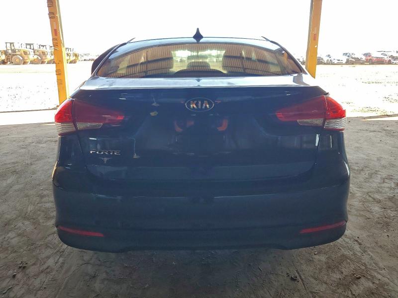 Photo 6 from auction – 2016 KIA FORTE LX with VIN KNAFK4A63G5496615