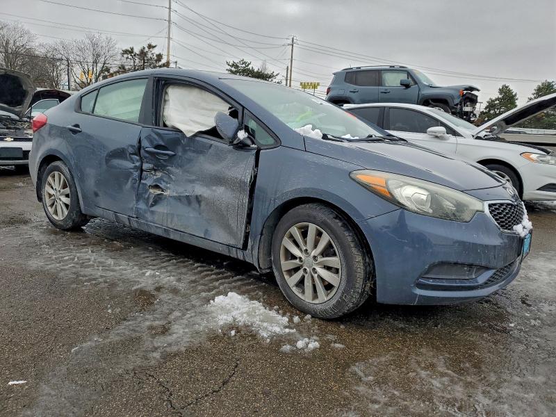 Photo 4 from auction – 2016 KIA FORTE LX with VIN KNAFX4A65G5558582