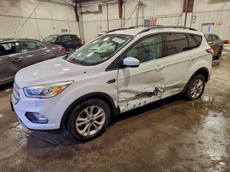 FORD ESCAPE SEL 2018 с VIN 1FMCU9HD8JUB13696 - Фото с аукциона