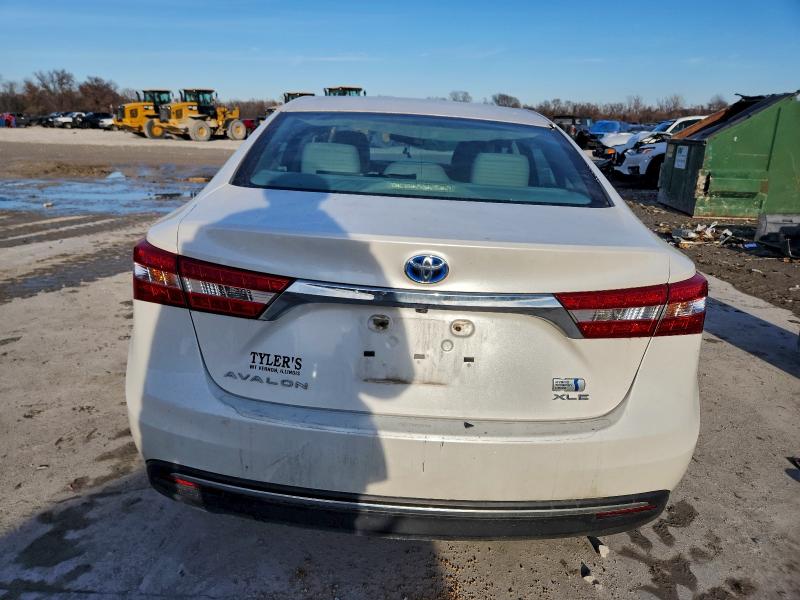 Photo 6 from auction – 2014 TOYOTA AVALON HYB with VIN 4T1BD1EB7EU023235