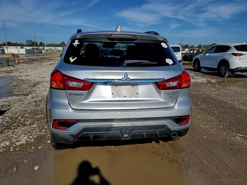 Photo 6 from auction – 2018 MITSUBISHI OUTLANDER with VIN JA4AP4AW2JZ000826
