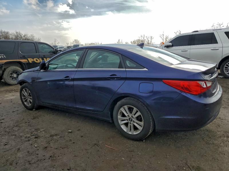 Photo 2 from auction – 2013 HYUNDAI SONATA GLS with VIN 5NPEB4AC2DH762674