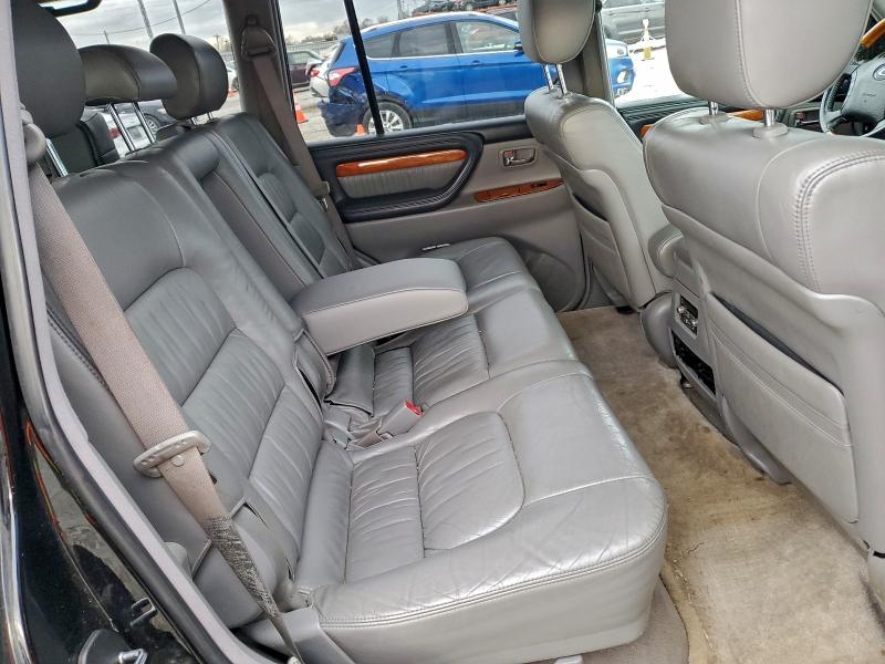 Photo 11 from auction – 2006 LEXUS LX 470 with VIN JTJHT00W864006111