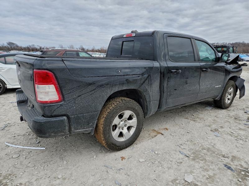 Photo 3 from auction – 2019 RAM 1500 with VIN 1C6SRFFT3KN883639