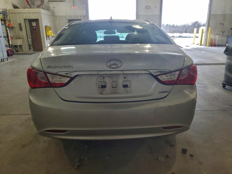 Photo 6 from auction – 2013 HYUNDAI SONATA SE with VIN 5NPEC4AC3DH628432