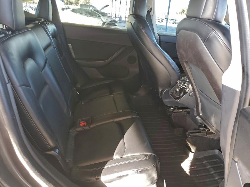 Photo 10 from auction – 2020 TESLA MODEL Y with VIN 5YJYGDEE6LF008233