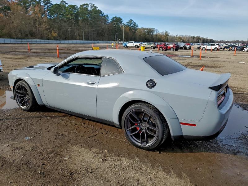 Photo 2 from auction – 2021 DODGE CHALLENGER with VIN 2C3CDZFJ0MH676783