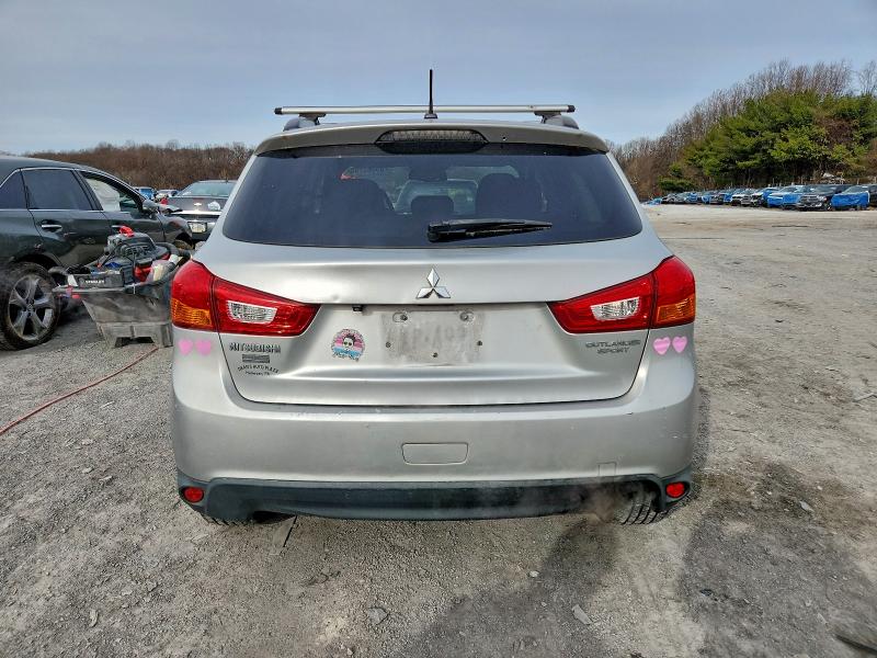 Photo 6 from auction – 2013 MITSUBISHI OUTLANDER with VIN 4A4AR5AU7DE017677