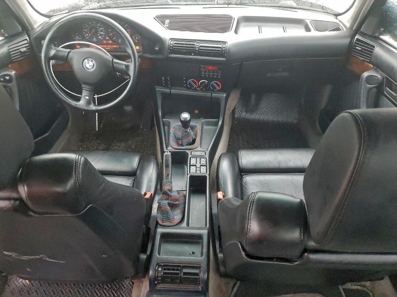 Photo 8 from auction – 1991 BMW M5 with VIN WBSHD9319MBK05058