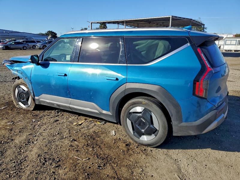 Photo 2 from auction – 2024 KIA EV9 WIND with VIN KNDAFFS52R6019447