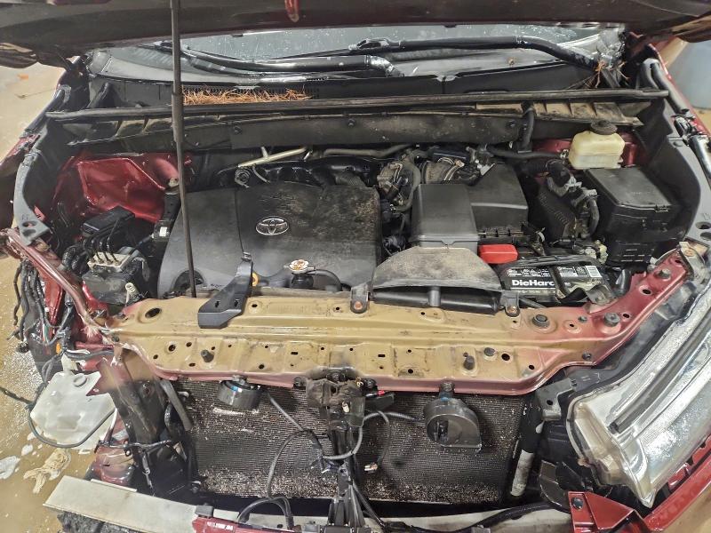 Photo 12 from auction – 2017 TOYOTA HIGHLANDER with VIN 5TDJZRFH5HS466043