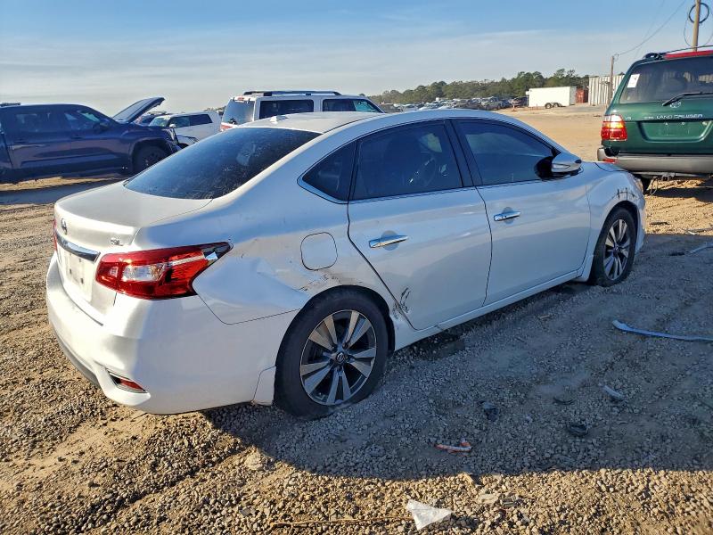 Photo 3 from auction – 2016 NISSAN SENTRA with VIN 3N1AB7AP2GY299593