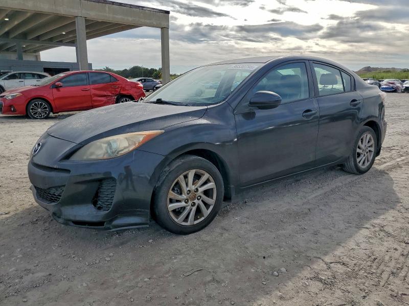 MAZDA 3 I 2012 مع رقم تعريف المركبة JM1BL1V79C1653484 - صورة من المزاد