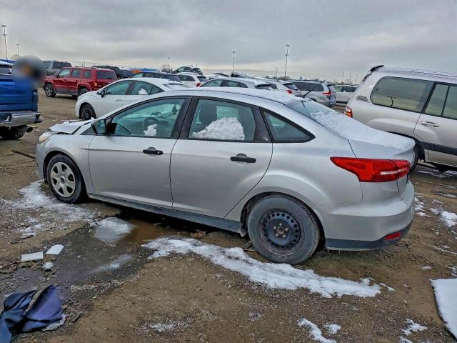 Photo 2 from auction – 2016 FORD FOCUS S with VIN 1FADP3E21GL202076