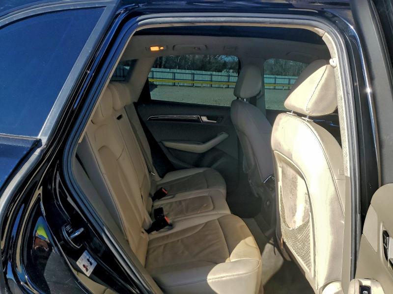 Photo 11 from auction – 2010 AUDI Q5 PREMIUM with VIN WA1LKAFP1AA019129