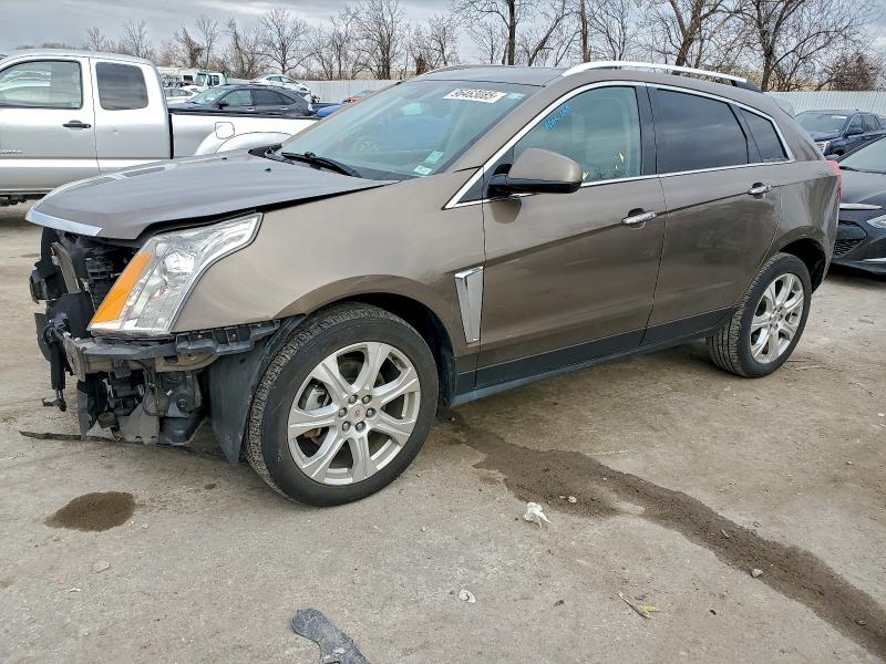 CADILLAC SRX PERFOR 2015 with VIN 3GYFNCE31FS606922 - Photo from auction