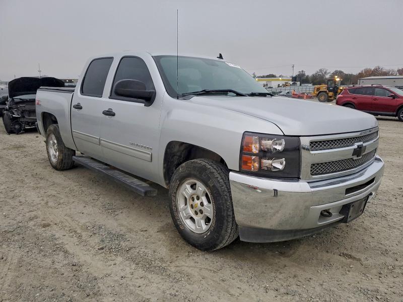 Photo 4 from auction – 2013 CHEVROLET SILVERADO with VIN 3GCPKSE73DG367020